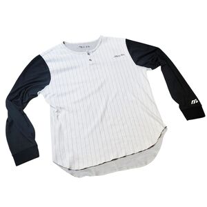 Mizuno Vintage 90s Black and White Striped Henley Shirt. Baggy Fit Rare Y2k